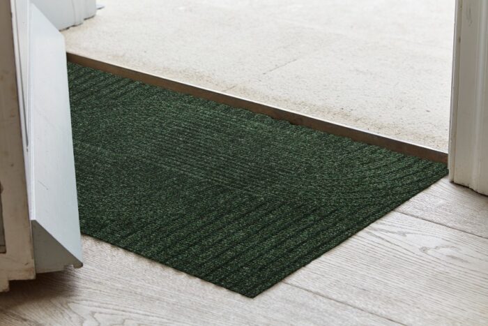 DUNE-Loop-midnight-green-45x75cm-KT079562-uksematt-miljöö Uksematt Dune Loop midnight green
